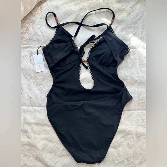 Shade & Shore Low Plunge Swimsuit. Size M 8-10 NWT - Picture 5 of 5